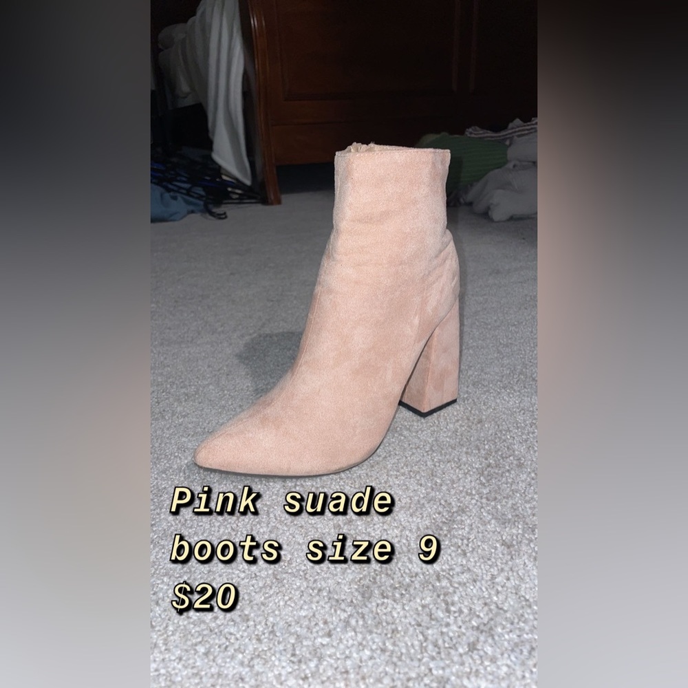 Pink suede bootsz